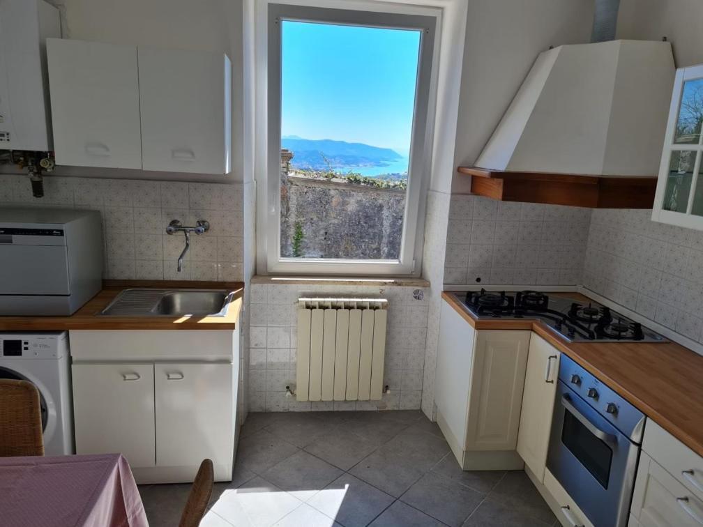 Ferienwohnung D'Oro E D'Azzurro La Spezia Exterior foto